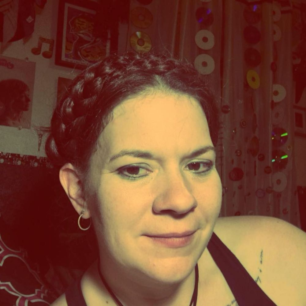 Meet your Posher, Sara